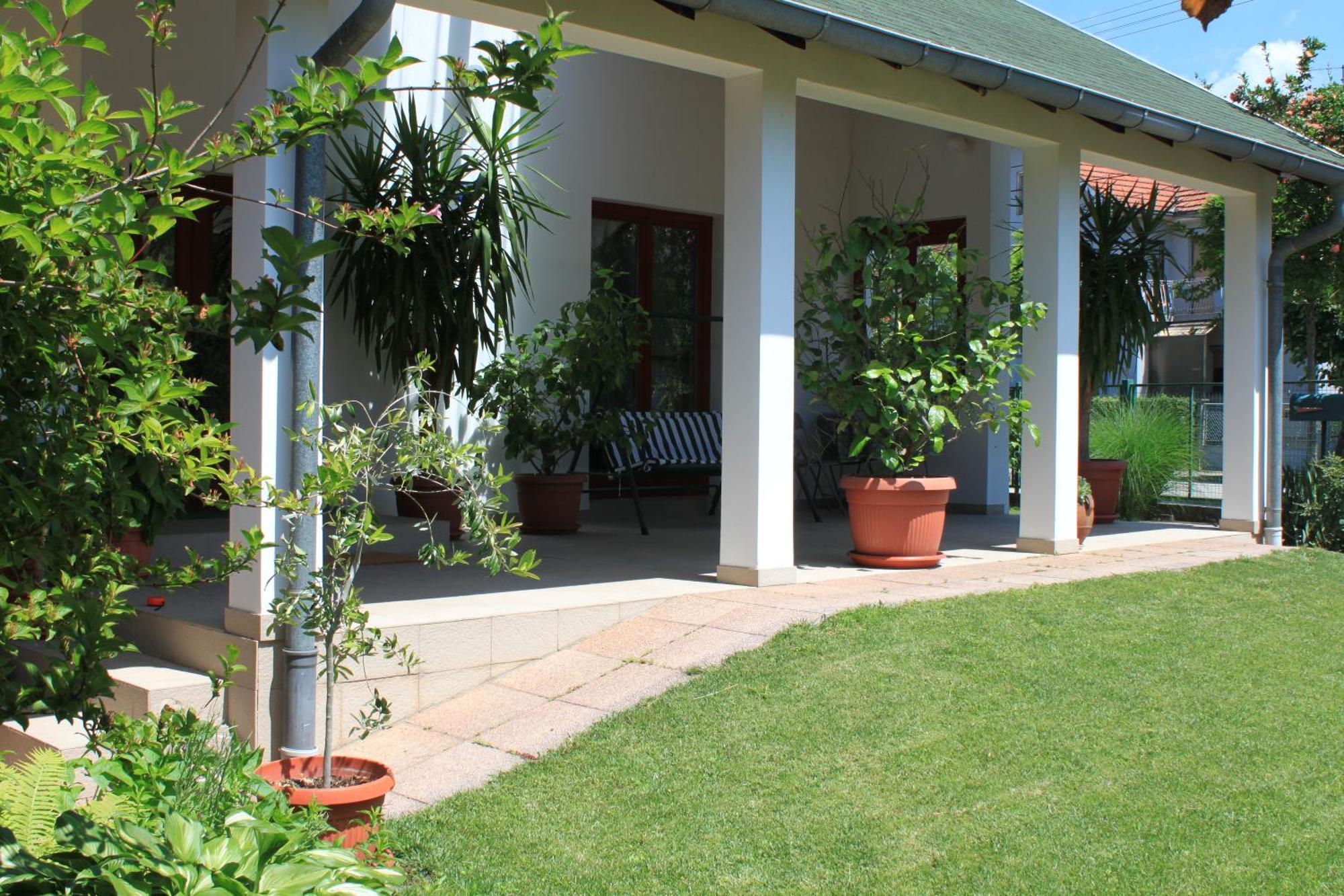 Boulevard Garden House - Free And Save Parking In The Locked Yard Cuprija Exterior photo